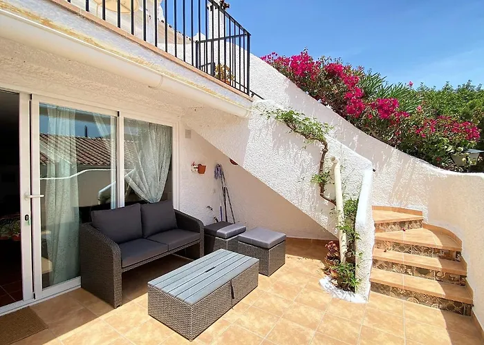 Hibiscus 7 San Juan De Capistrano ネルハ